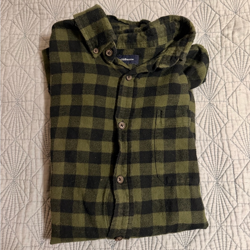Croft & Barrow 100% Cotton Men’s Olive and Black Checkered Flannel Shirt Sz S